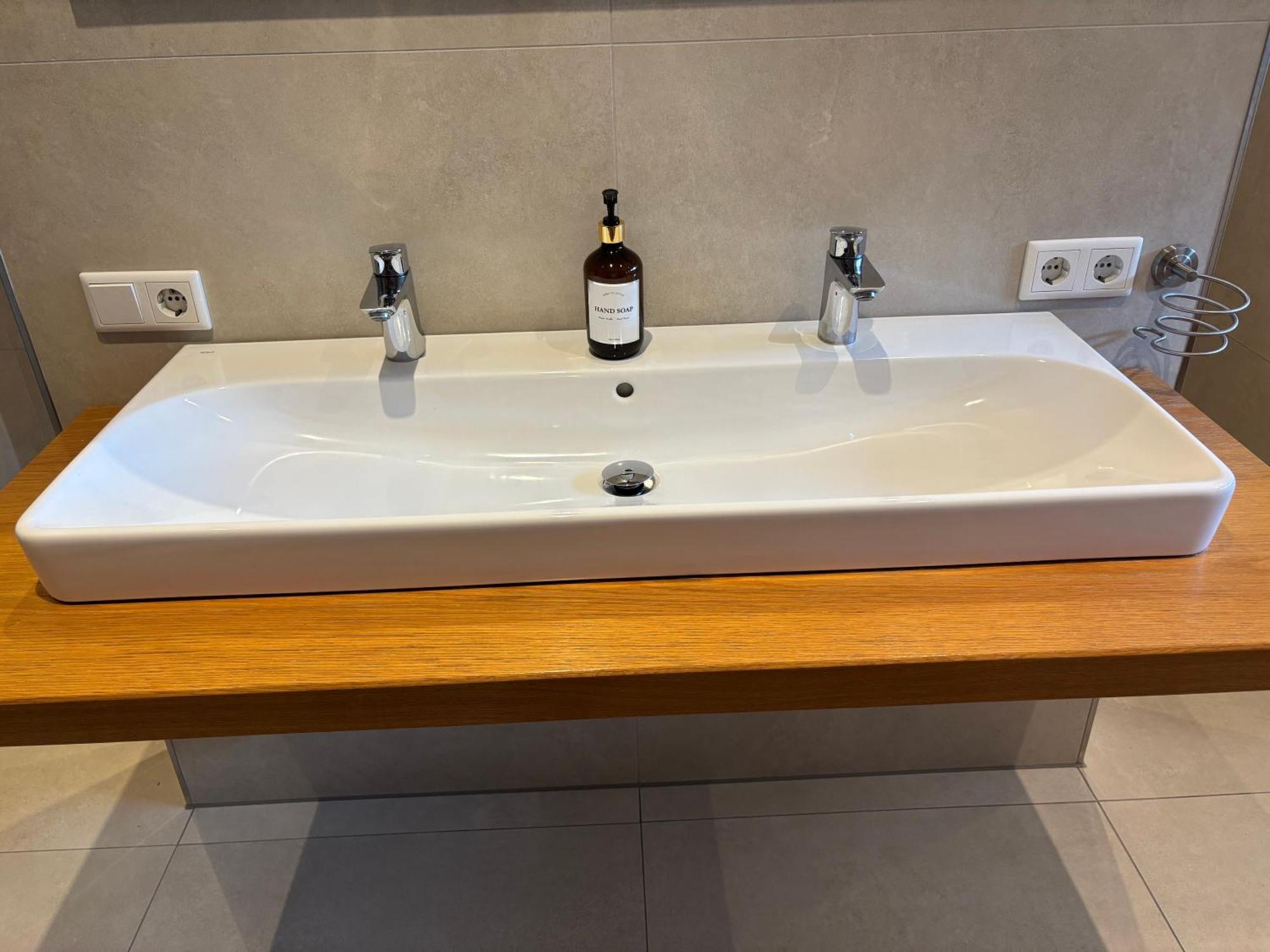 B&S-Apartment 100 Qm Neu Schlangen المظهر الخارجي الصورة