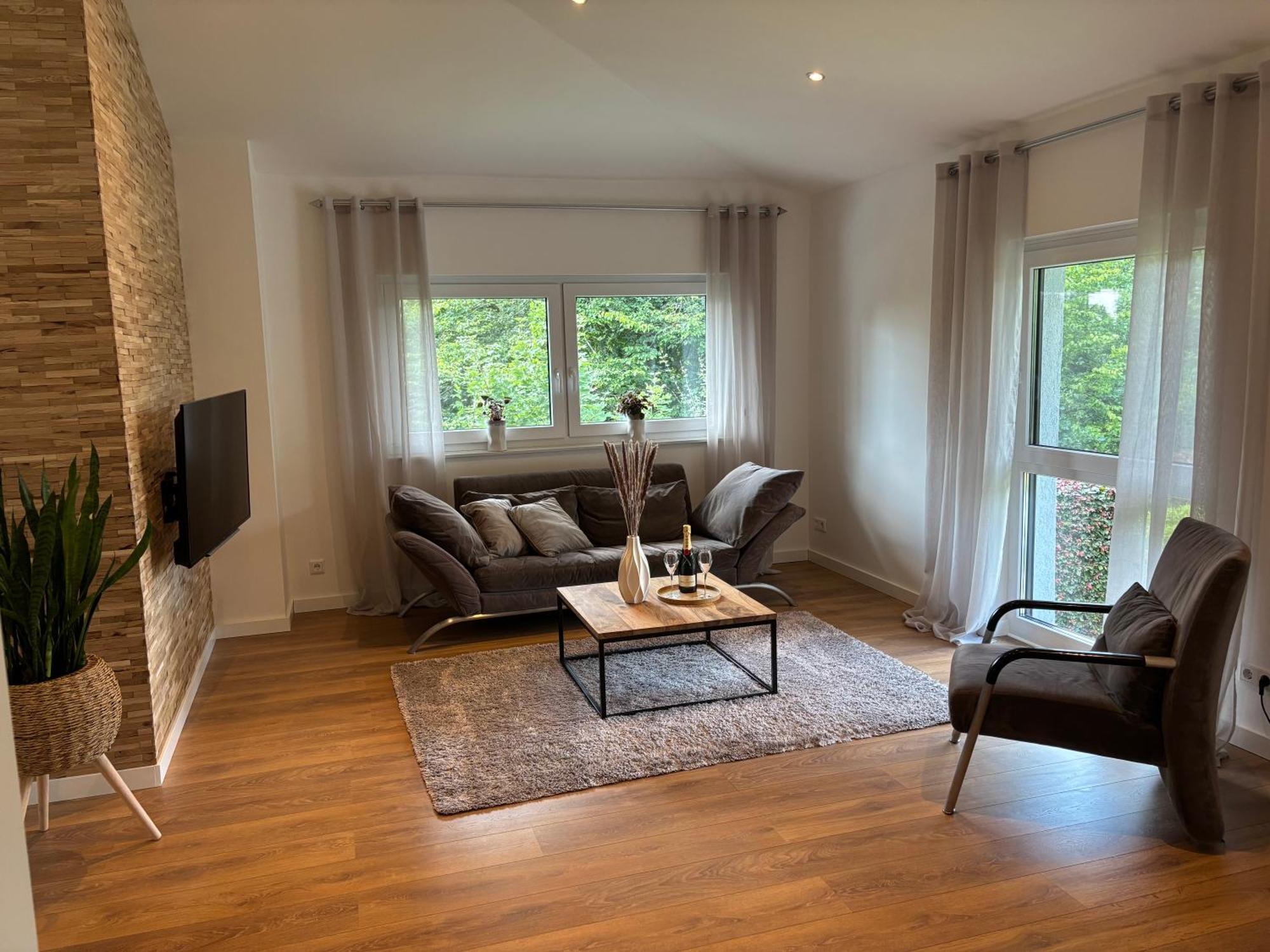 B&S-Apartment 100 Qm Neu Schlangen المظهر الخارجي الصورة
